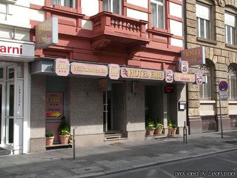 โรงแรมเอลเบอ Frankfurt am Main ภายนอก รูปภาพ